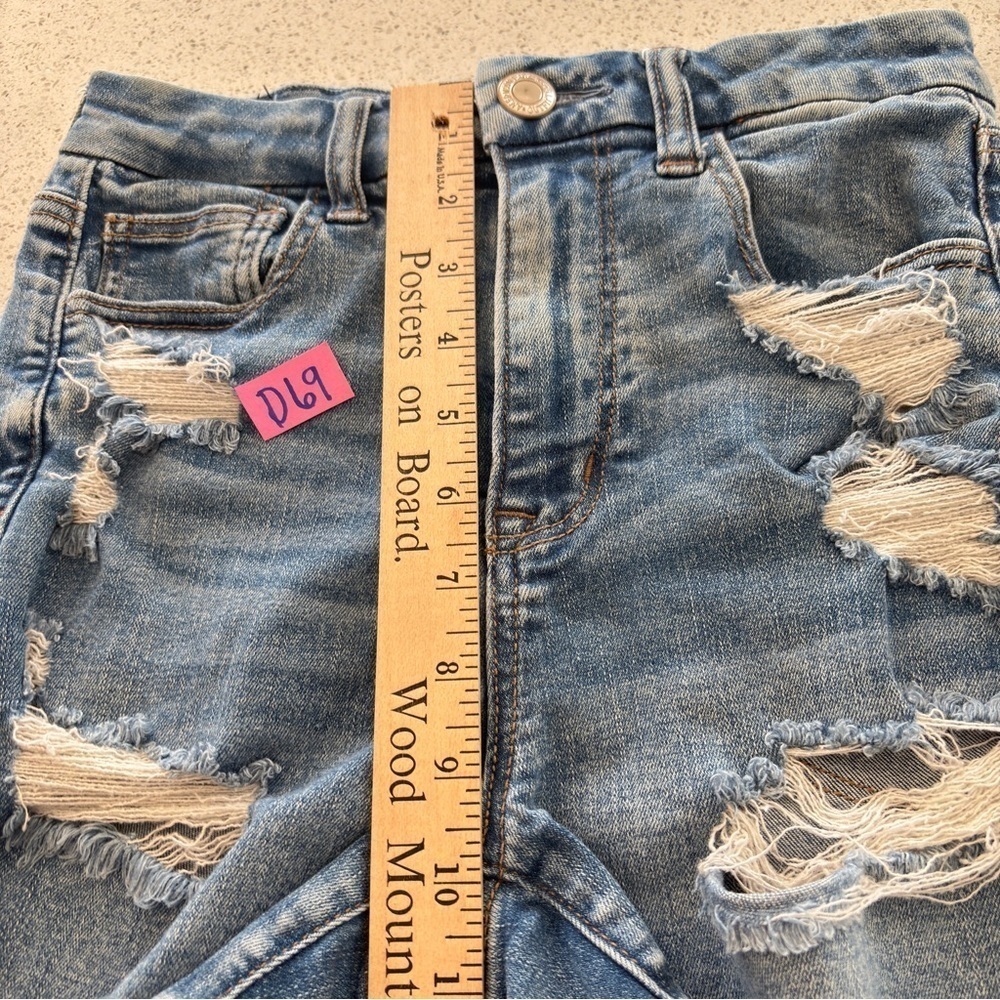 American Eagle Curvy Hi Rise Shortie Shorts Size 4 Next Level Stretch Distressed - Picture 11 of 13